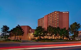 Westin Bristol Place Toronto Airport 4*